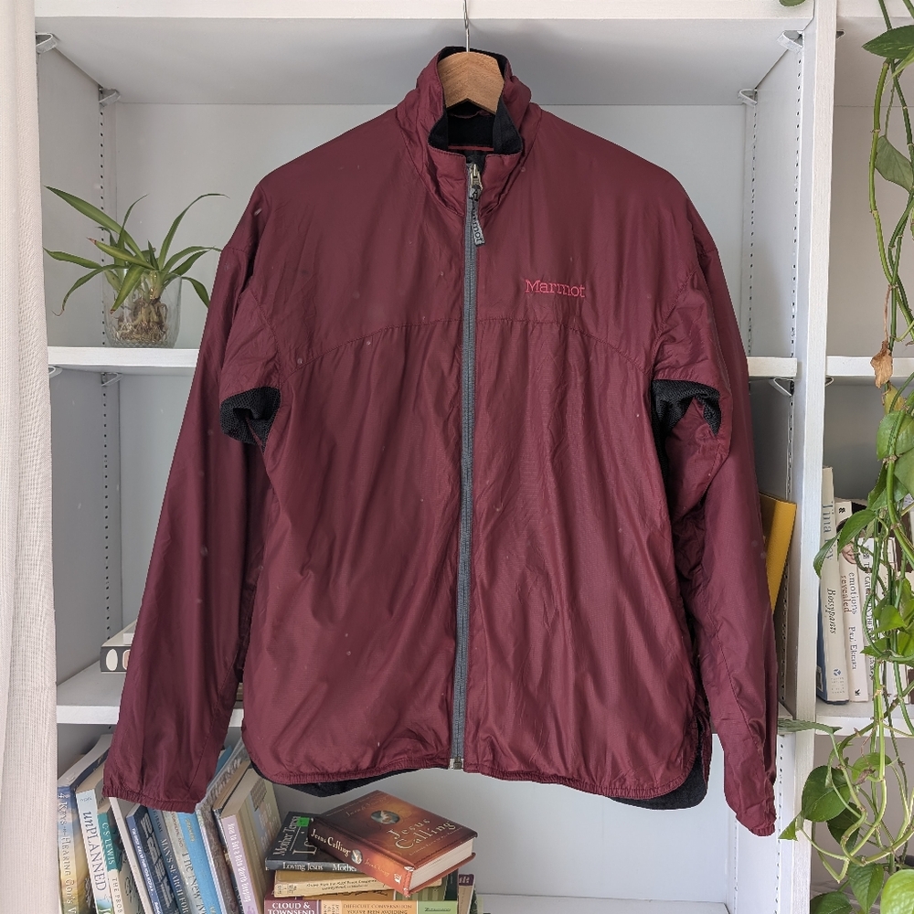 Marmot Women's Jacket Lined Full Zip Red Burgundy Size Medium Outdoors Hiking